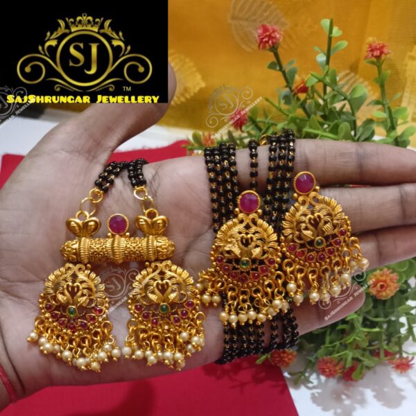 #sajshrungarjewellery#श्रृगारज्वेलरी #festival #dagine #daimaond set #americandiamond #adset #motiset #tanmani#chichpeti #tanmani #pearljewelleryset #mattvati #bajuband #choker #armlet#mangalsutra#maharashtrachae #traditional #jewellery #maharashtrian #dagine #bangdya #bangles #bangle #traditional #marathi # oxidisedms #silverms#tanmani #kashibai #bugadi #bride #marathmol #design #hipbelt #kamberpatt#marathmole #saaj #mangalsutra #belpan #chinchpeti #tanmani #puneri #putalihar #mohanmal #bormala #vajratik #vajrateek # Thanks 