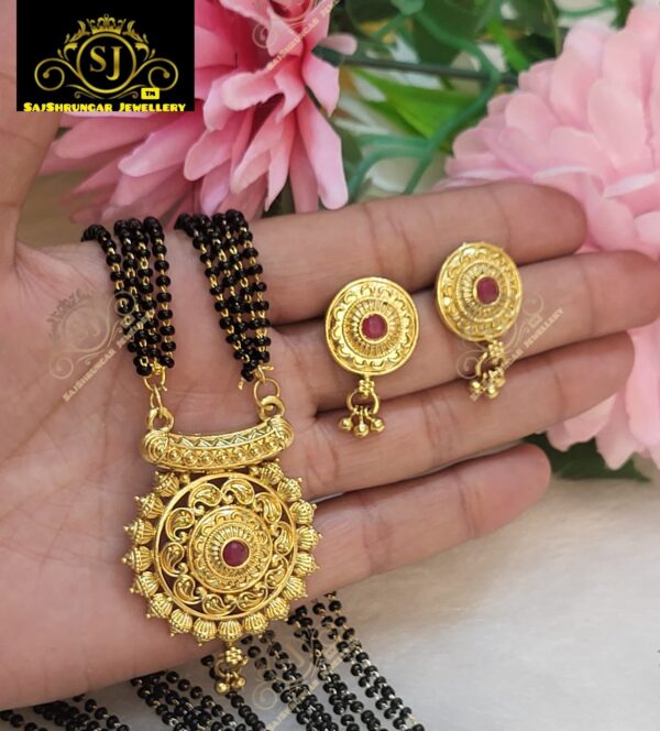 #sajshrungarjewellery#श्रृगारज्वेलरी #festival #dagine #daimaond set #americandiamond #adset #motiset #tanmani#chichpeti #tanmani #pearljewelleryset #mattvati #mangalsutra#maharashtrachae #traditional #jewellery #maharashtrian #dagine #bangdya #bangles #bangle #traditional #marathi # #tanmani #kashibai #bugadi #bride #marathmol #design #marathmole #saaj #mangalsutra #belpan #chinchpeti #tanmani #puneri #putalihar #mohanmal #bormala #vajratik #vajrateek # Thanks 