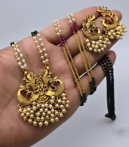 #sajshrungarjewellery#श्रृगारज्वेलरी #festival #dagine #daimaond set #americandiamond #adset #motiset #tanmani#chichpeti #tanmani #pearljewelleryset #mattvati #bajuband #choker #armlet#mangalsutra#maharashtrachae #traditional #jewellery #maharashtrian #dagine #bangdya #bangles #bangle #traditional #marathi # oxidisedms #silverms#tanmani #kashibai #bugadi #bride #marathmol #design #hipbelt #kamberpatt#marathmole #saaj #mangalsutra #belpan #chinchpeti #tanmani #puneri #putalihar #mohanmal #bormala #vajratik #vajrateek # Thanks 