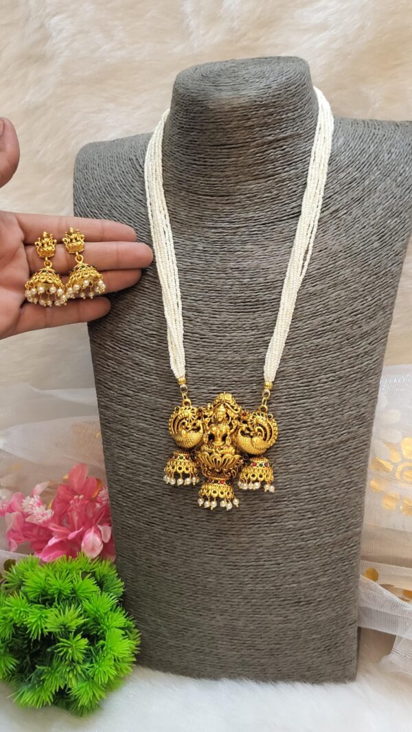 Sajshrungar Gold Plated Short Mangalsutra with earring For Women & Girls